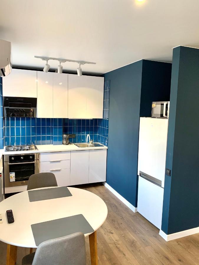 Navy City Center Apartment Двокімнатні Апартаменти В Центрі Міста Πολτάβα Εξωτερικό φωτογραφία