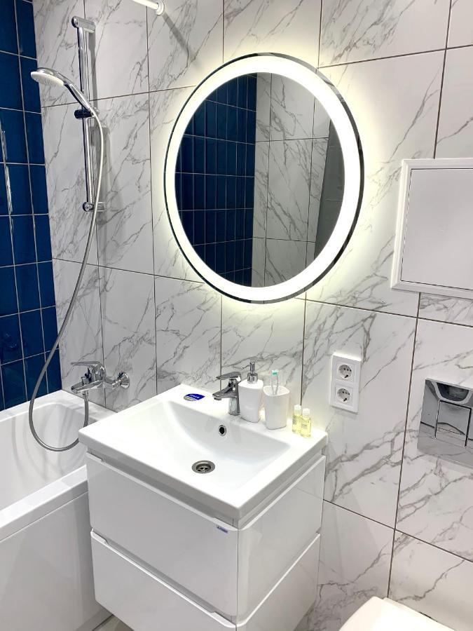 Navy City Center Apartment Двокімнатні Апартаменти В Центрі Міста Πολτάβα Εξωτερικό φωτογραφία