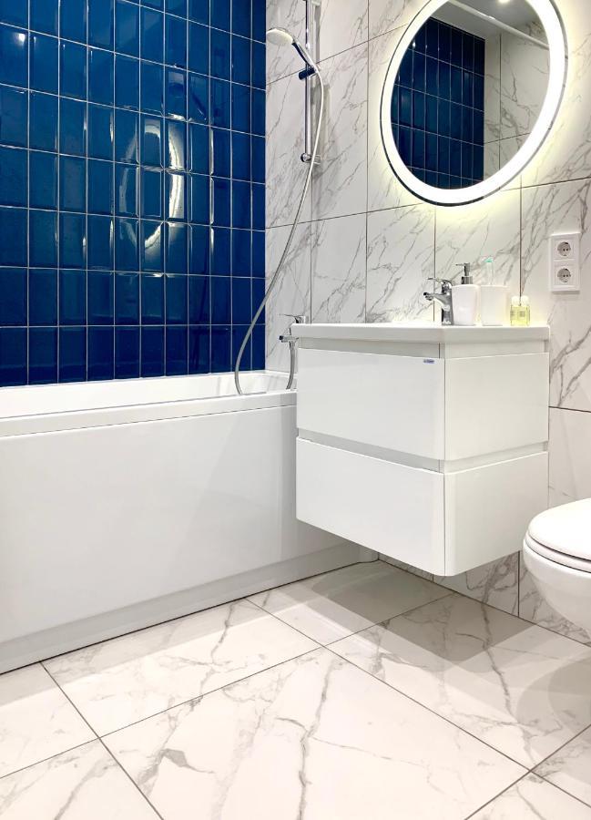 Navy City Center Apartment Двокімнатні Апартаменти В Центрі Міста Πολτάβα Εξωτερικό φωτογραφία